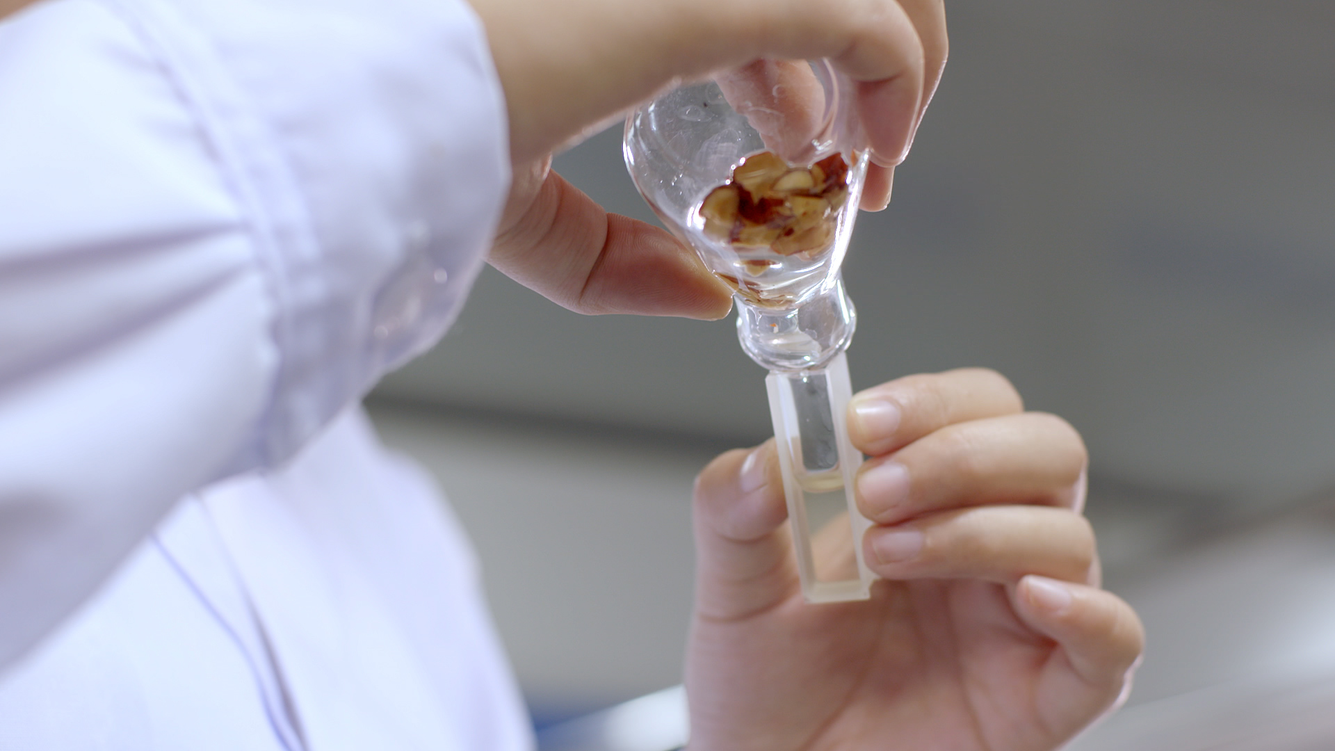 5906fae8b90cbd2c12d9be91252d4007